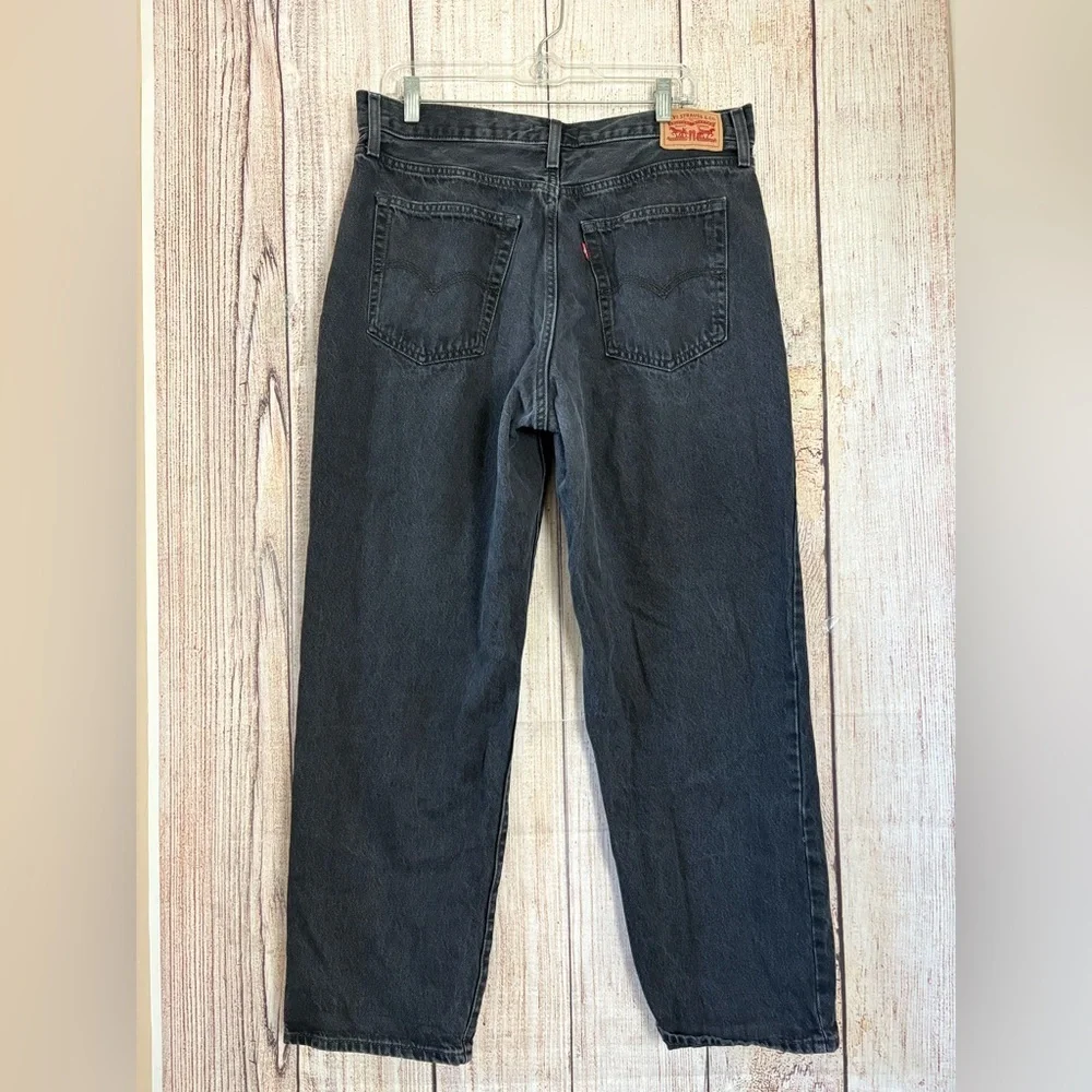 Levi's Straight Leg Jeans in Washed Black